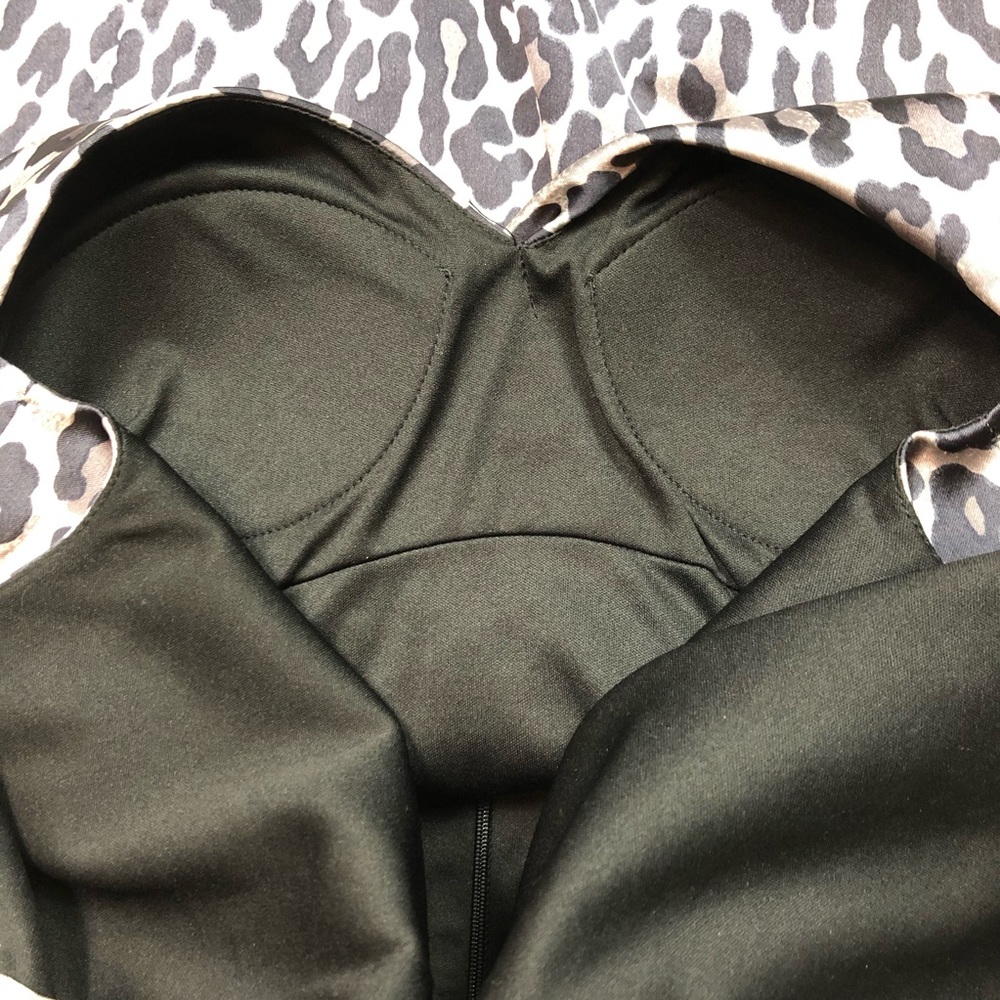 Cache Silver Leopard Print V Neck Sleeveless Dress - image 6